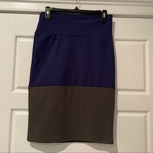 Navy & olive LulaRoe Cassie skirt sz small